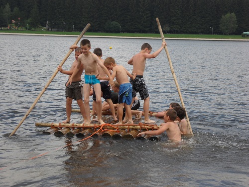 Abenteuerprogramm am Greifenbachstauweiher Abenteuerprogramm am Greifenbachstauweiher