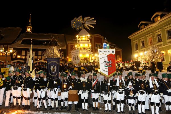 Abendlicher Bergaufzug Abendlicher Bergaufzug